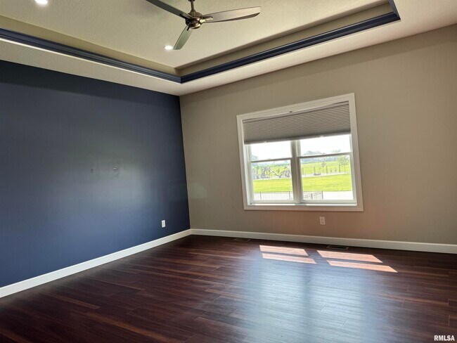 Building Photo - 7024 St Ann Dr