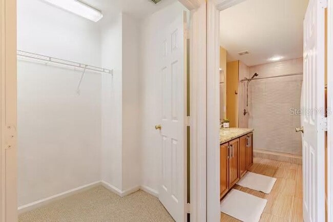 Building Photo - 3041 Ashland Ln S