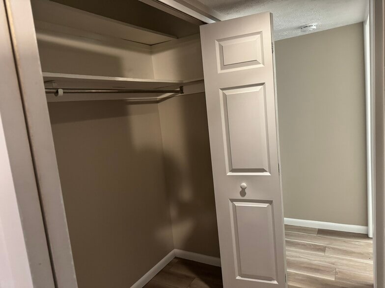 Building Photo - 4305 N Ripley St