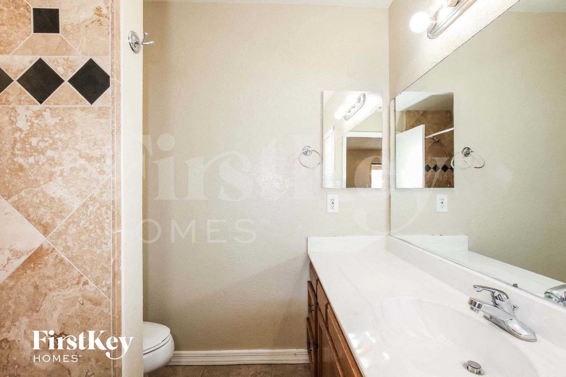 Building Photo - 5203 W Sandra Terrace
