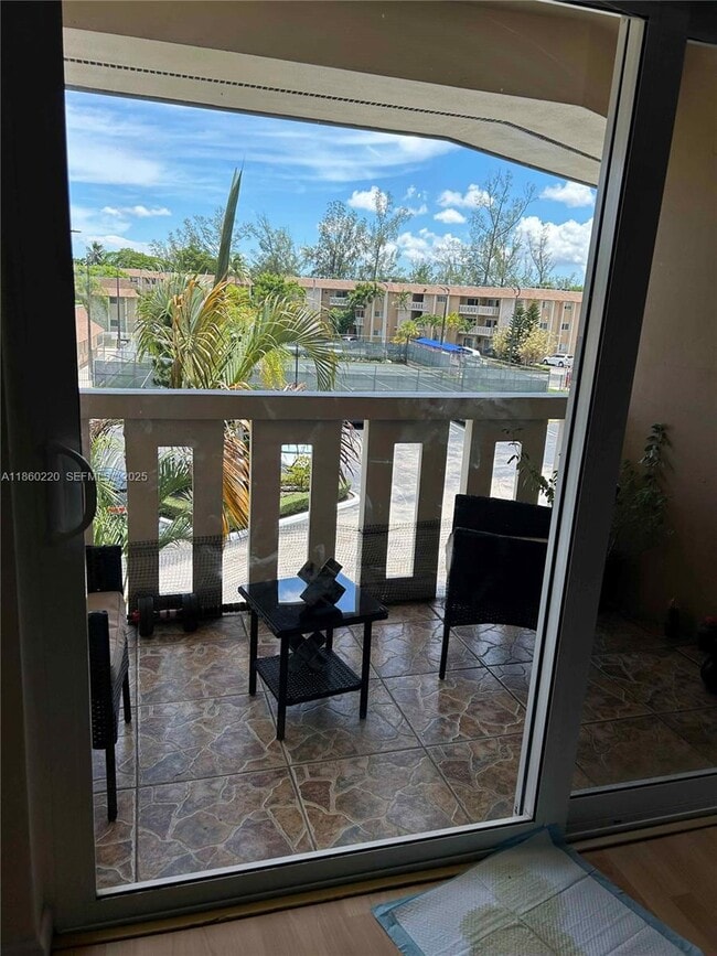 Building Photo - 7480 Miami Lakes Dr