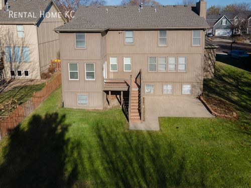 Building Photo - Overland Park 2-Story with Finished Daylig...