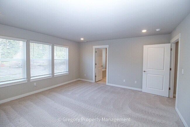 Building Photo - 21 181st St SE