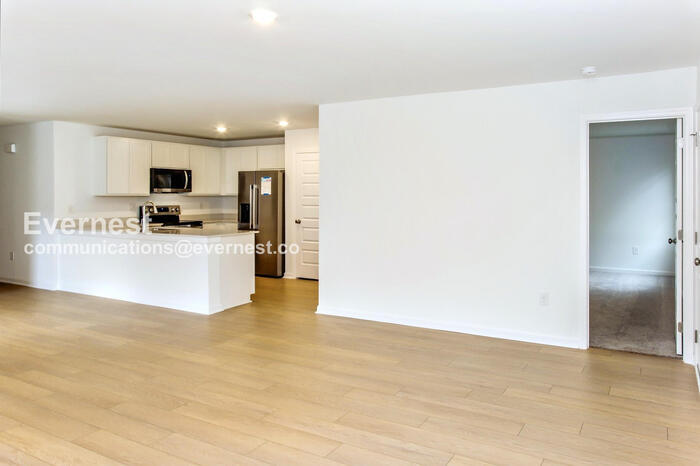 Building Photo - 118 Labrador Ln