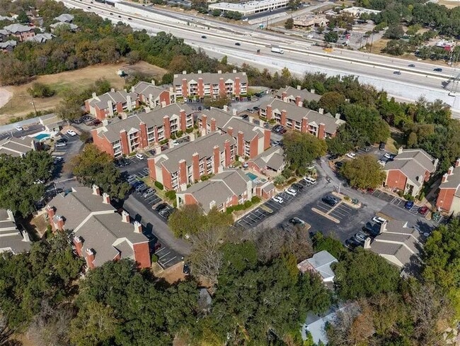 Building Photo - 7610 Cameron Rd