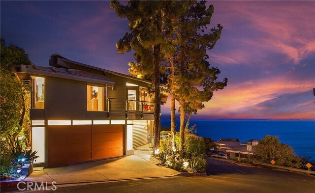 Building Photo - 785 Alta Vista Way