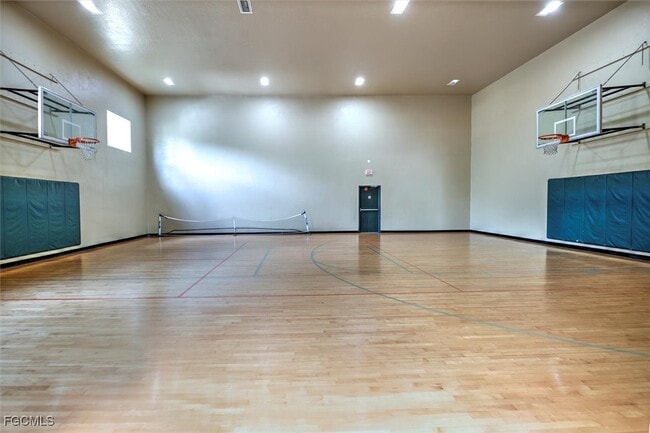 Building Photo - 11960 Champions Green Way