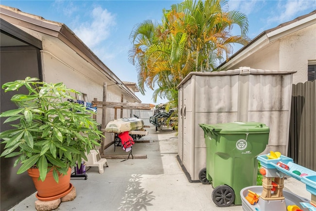 Building Photo - 7117 W 30th Ln