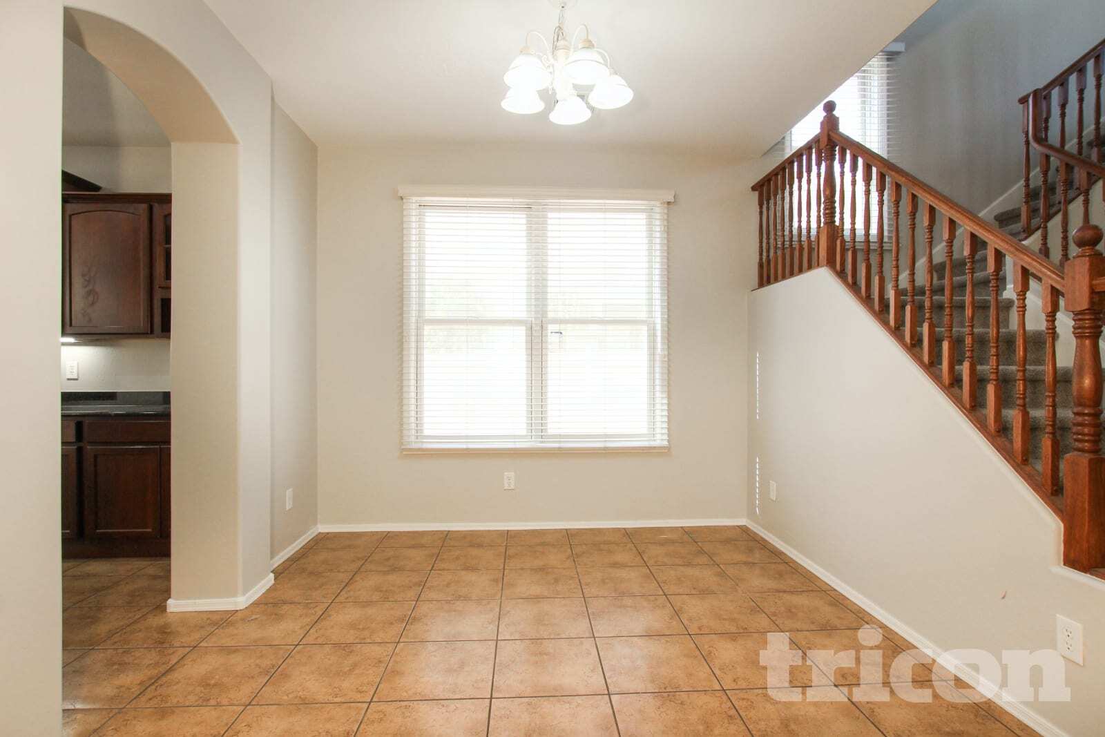 Building Photo - 2323 Grenadine Rd