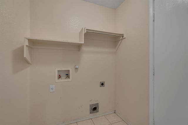 Building Photo - 2312 Tailburton Ct