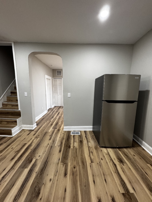 Building Photo - 505 W Columbus Ave