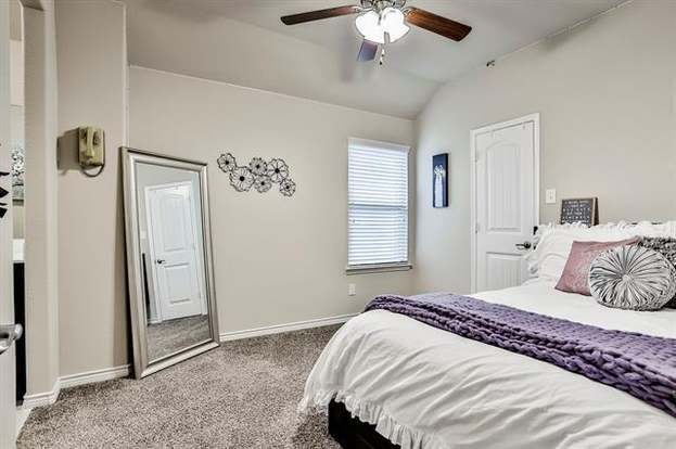 Building Photo - 10129 Leander Pl