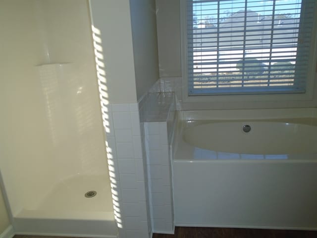 Building Photo - 23 Thorne Berry Dr