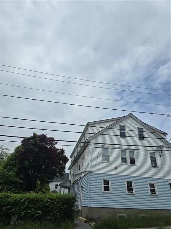 Building Photo - 93 Bayview Ave