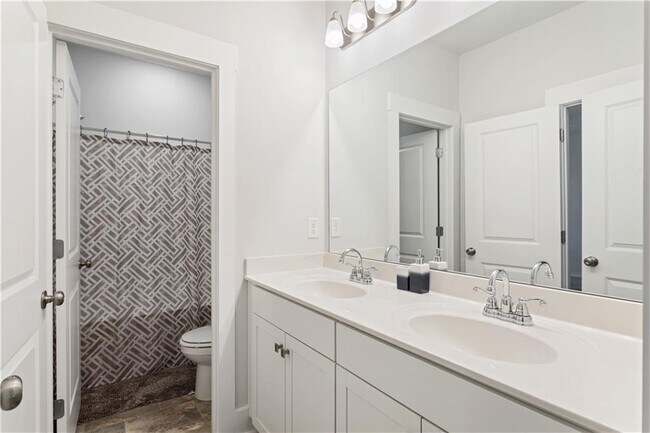 Building Photo - 201 Aspen Valley Ln