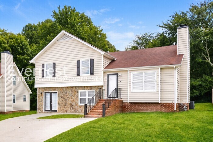 Building Photo - 14 Fieldale Ct