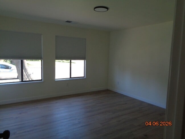 Building Photo - 600 Rialto Dr