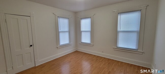 Building Photo - 130 Church St