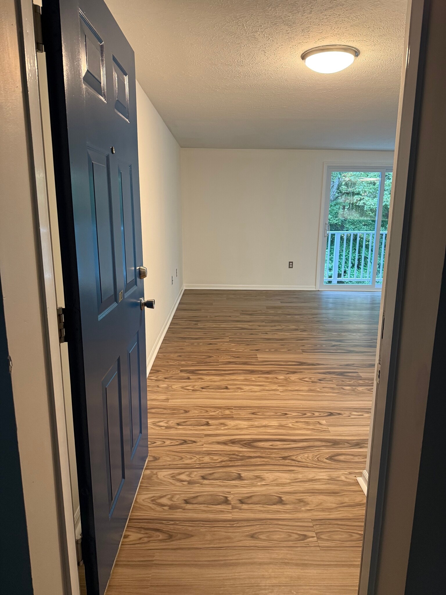 Entryway - 7600 Portadown Ct