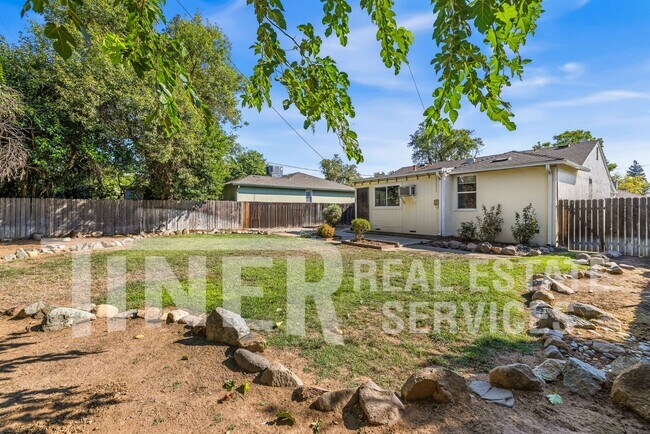 Building Photo - 2511 Cathay Wy
