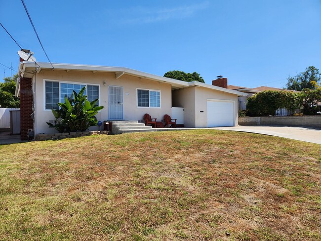 Primary Photo - 3 Bed House in La Mesa