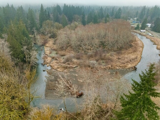 Building Photo - 117 Benthein Rd