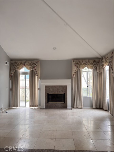 Building Photo - 4489 Spencer St