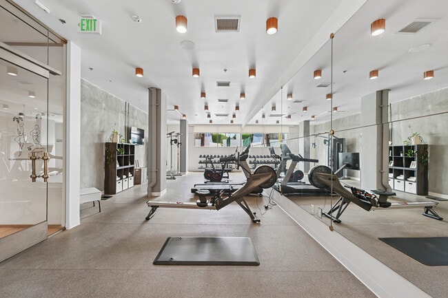 Building Photo - Alsace LA