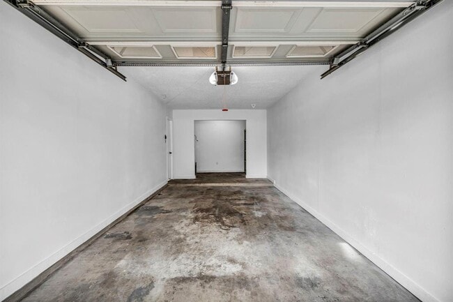 Building Photo - 4010 Cima Serena Dr