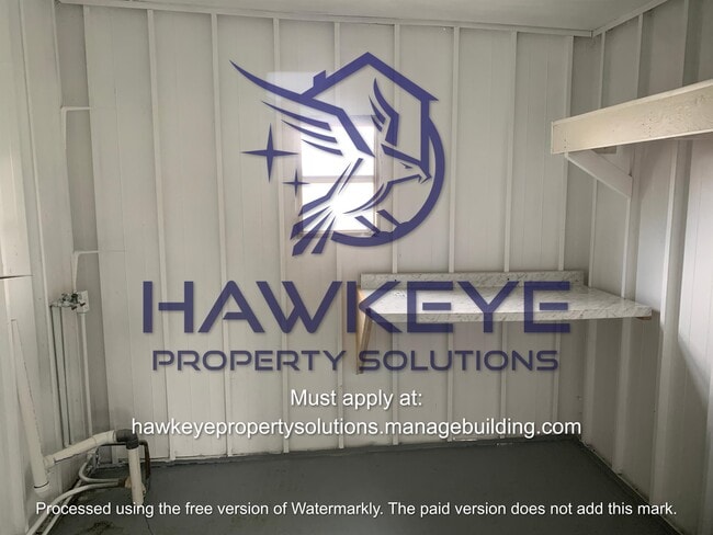 Building Photo - 530 Skyline Dr E