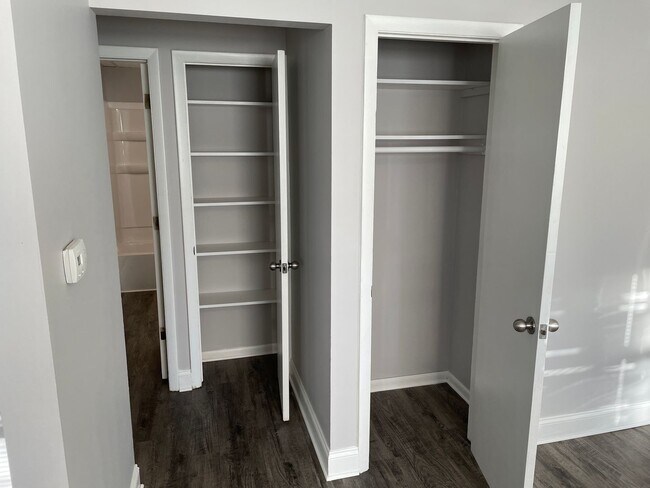 Building Photo - Charming 1 Bed / 1 Bath Ground Floor Unit in the Heart of Allendale