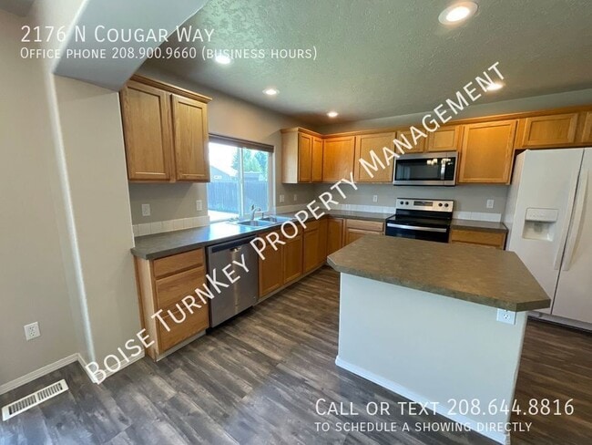 Building Photo - 2176 N Cougar Way