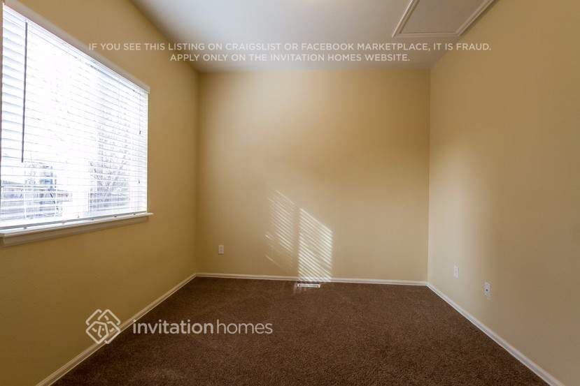 Building Photo - 7263 Creekfront Dr