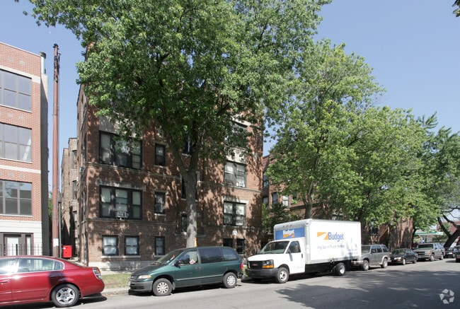 Primary Photo - Kenwood Apartments - S Woodlawn Ave