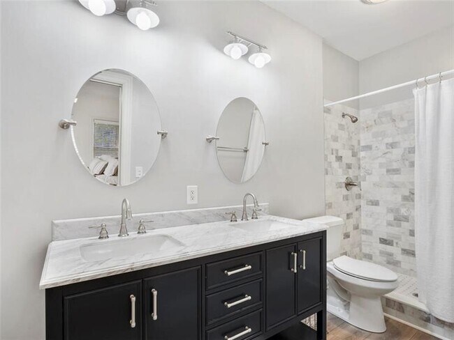 Building Photo - 1872 Wycliff Rd NW