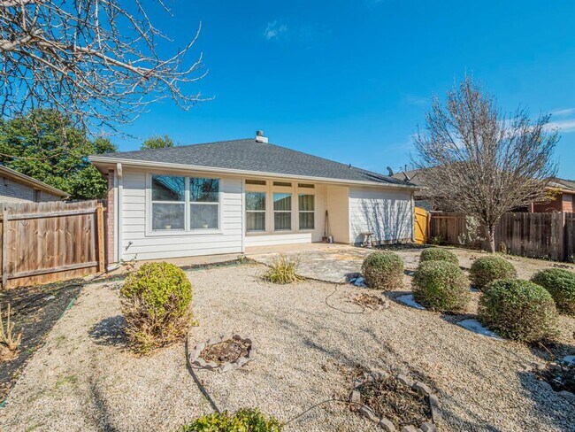 Building Photo - 11909 Timber Heights Dr