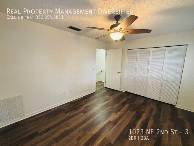 Building Photo - 1023 NE 2nd St