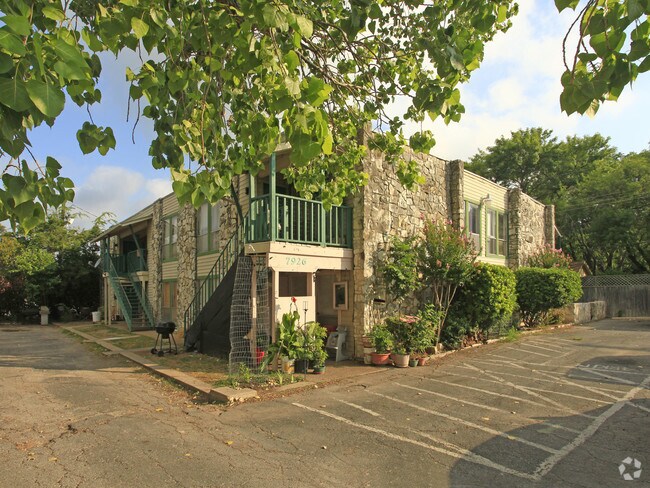 Building Photo - 7926 Mullen Dr