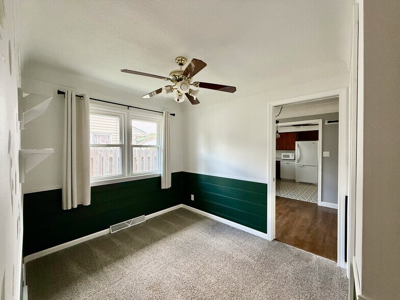 Den/Office - 4020 30th St
