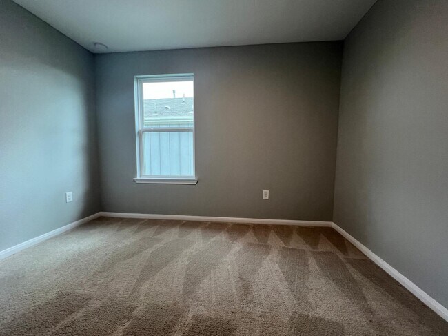 Building Photo - 17823 Pumpkin Vine Dr