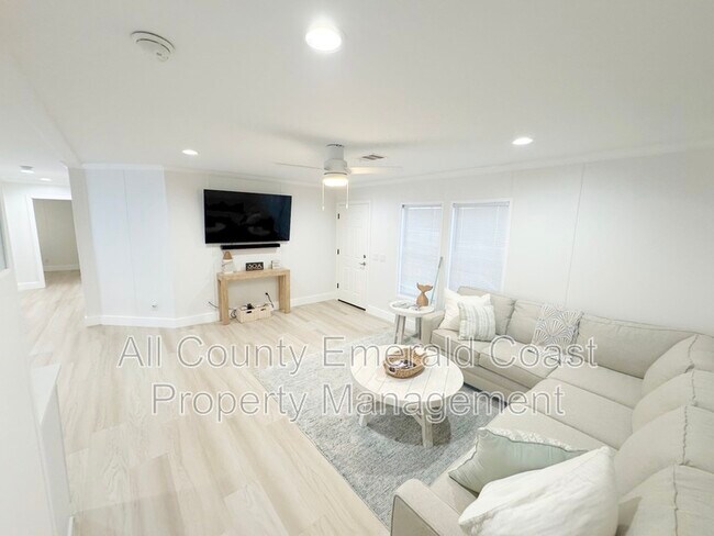 Building Photo - 444 Montigo Ave N