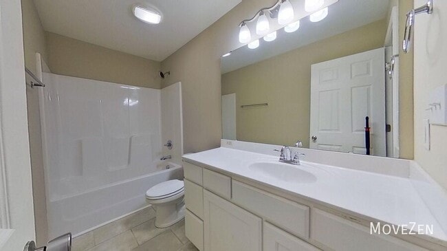 Building Photo - 5940 Brentwood Park Pl