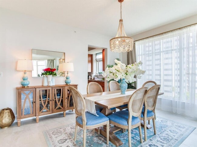 Building Photo - 4201 Bayshore Blvd