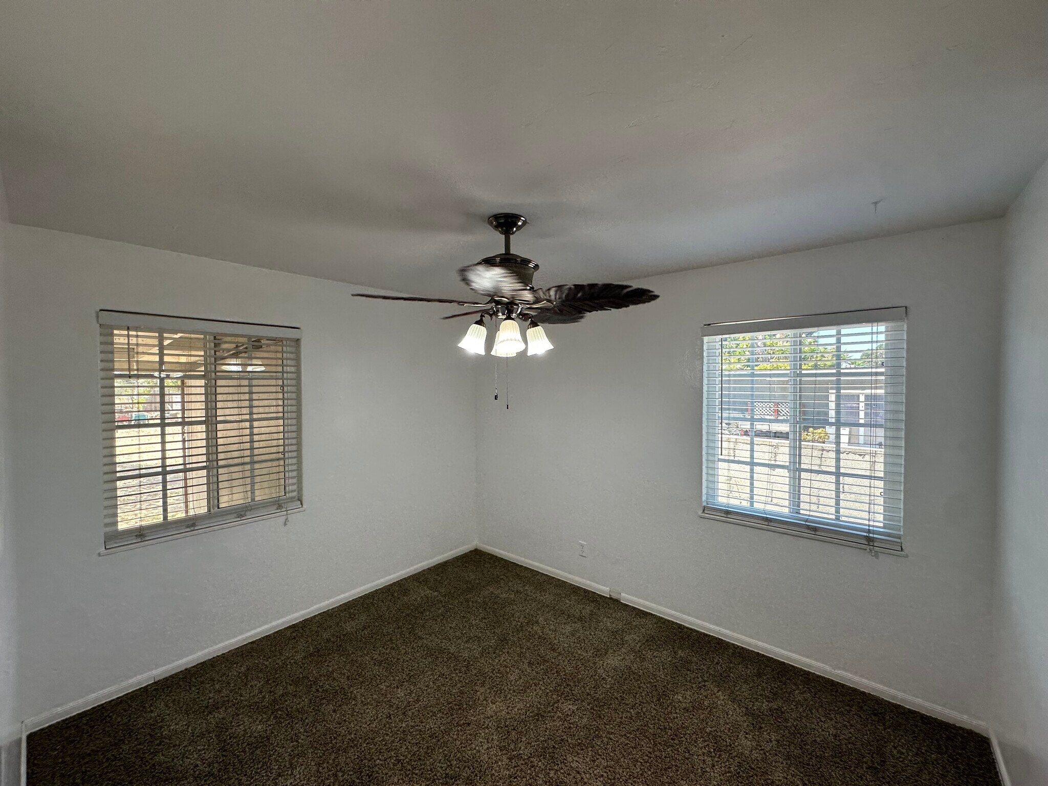Building Photo - 6041 Albemarle St