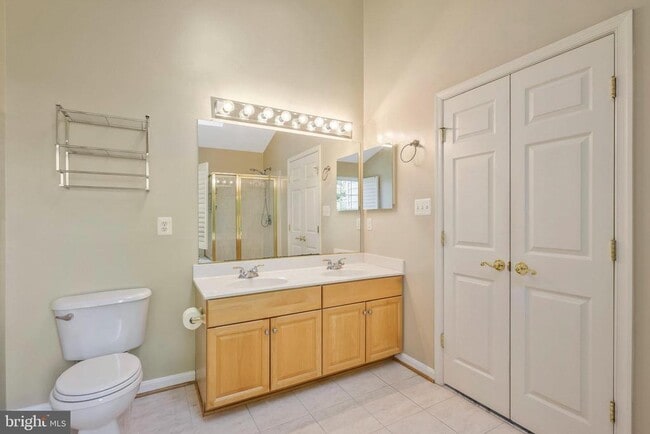 Building Photo - 5587 Governors Pond Cir