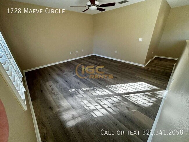 Building Photo - 1728 Maeve Cir