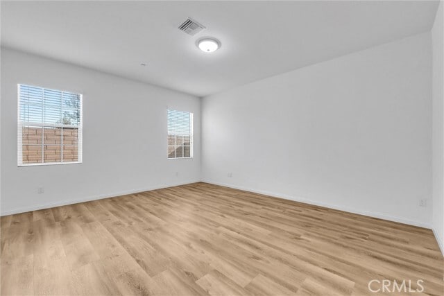 Building Photo - 3359 S Myrtle Dr