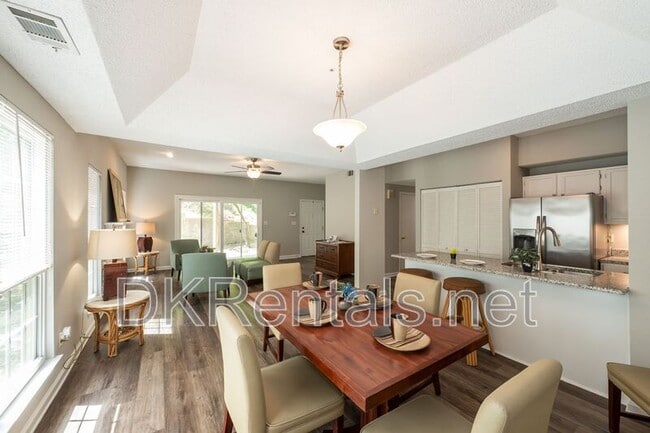 Building Photo - 3067 Steeplechase Dr