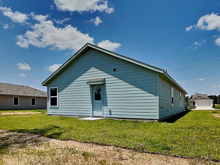 Building Photo - 18710 Barrichello Dr