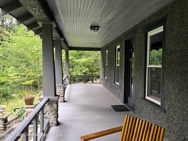 Building Photo - 536 NY-42